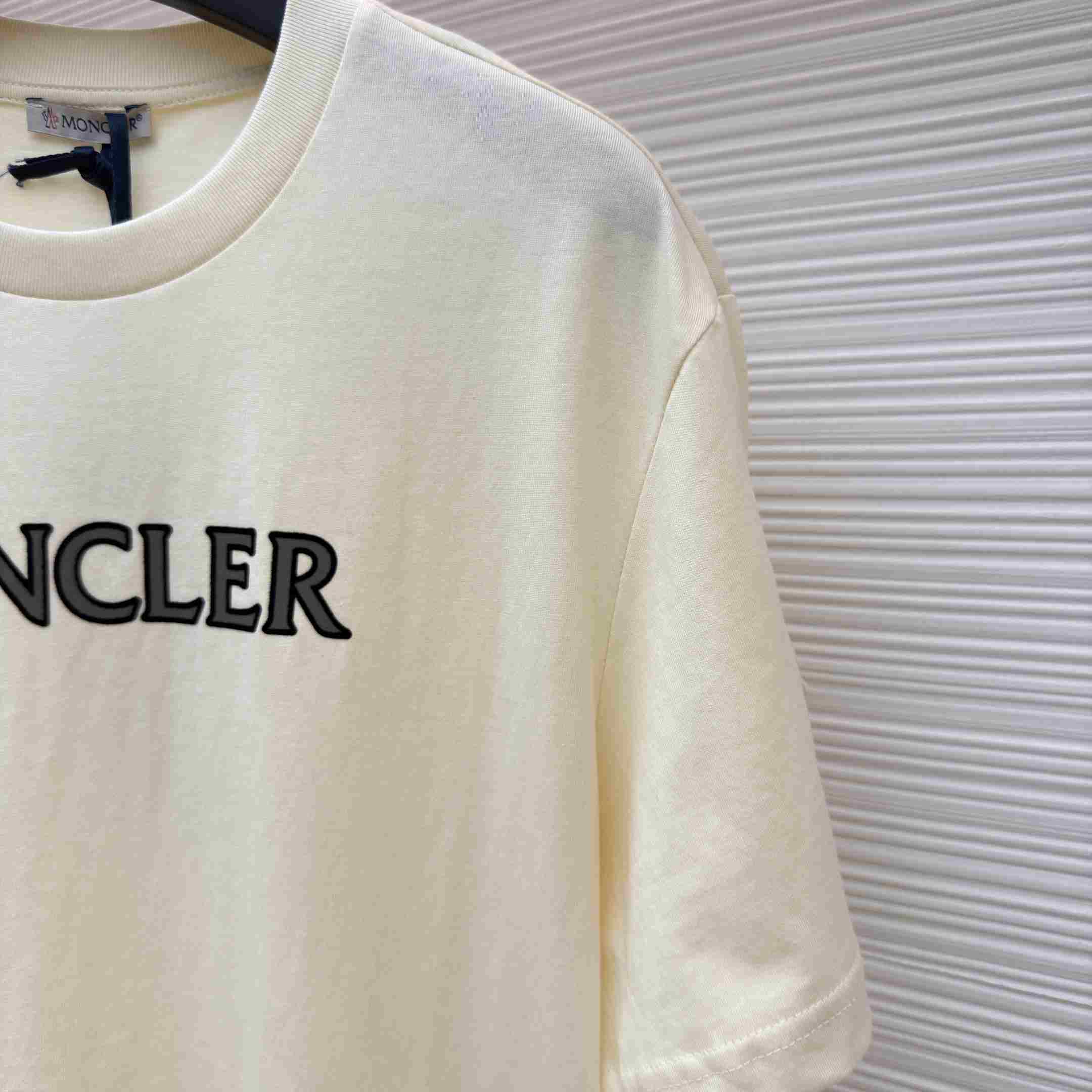Moncler Logo Print Cotton T-Shirt - DesignerGu