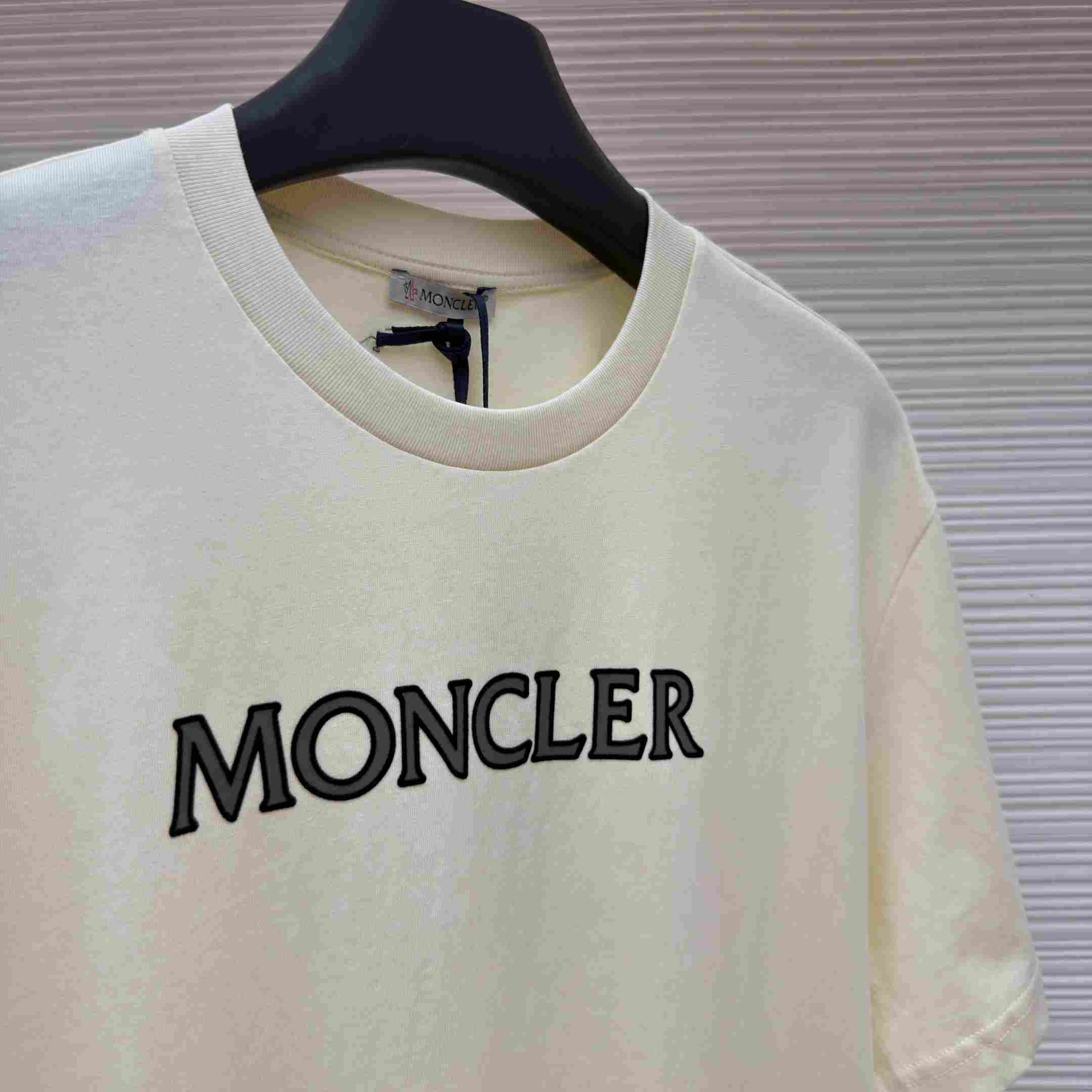 Moncler Logo Print Cotton T-Shirt - DesignerGu