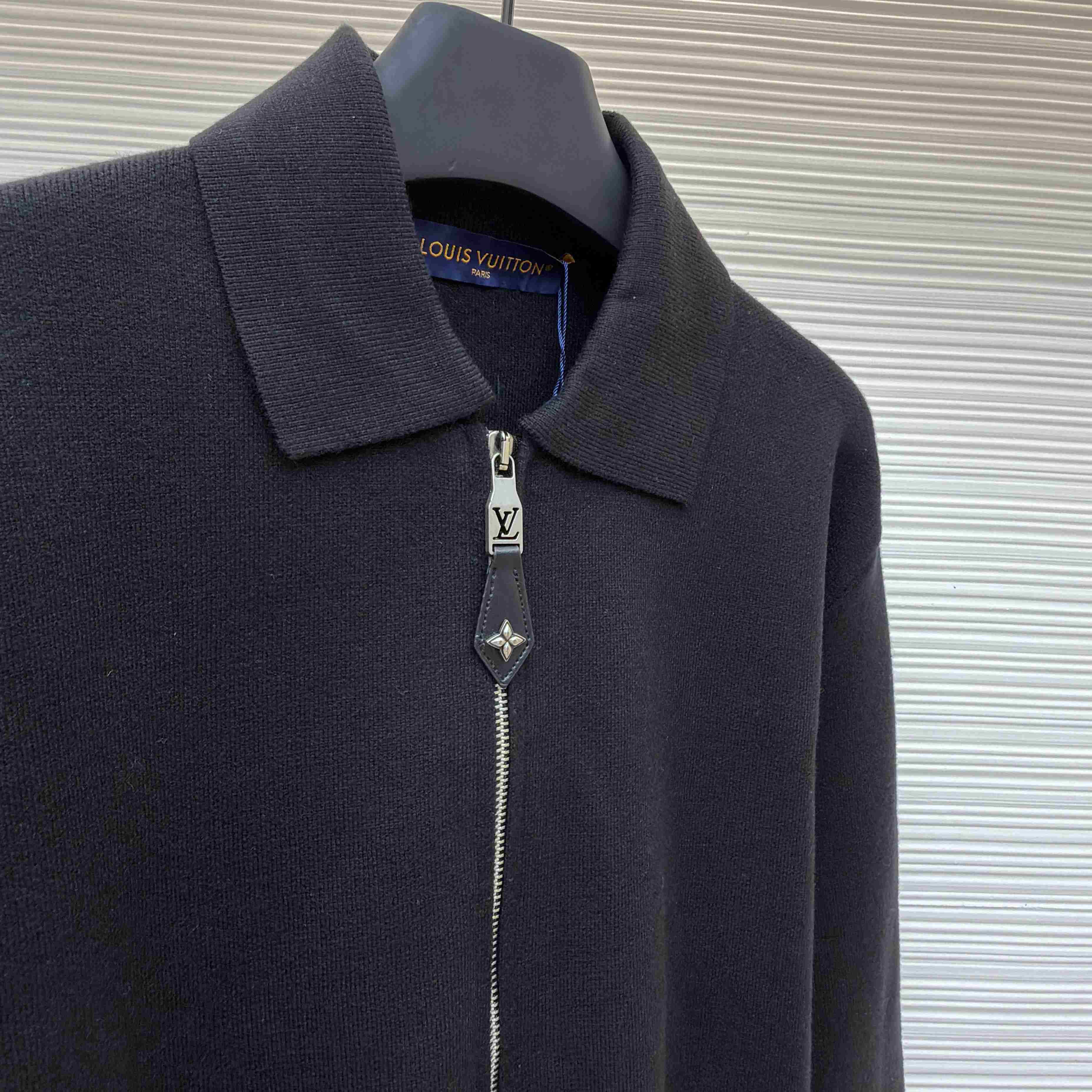 Louis Vuitton Knit Blouson With Leather Details 1AJIEX - DesignerGu