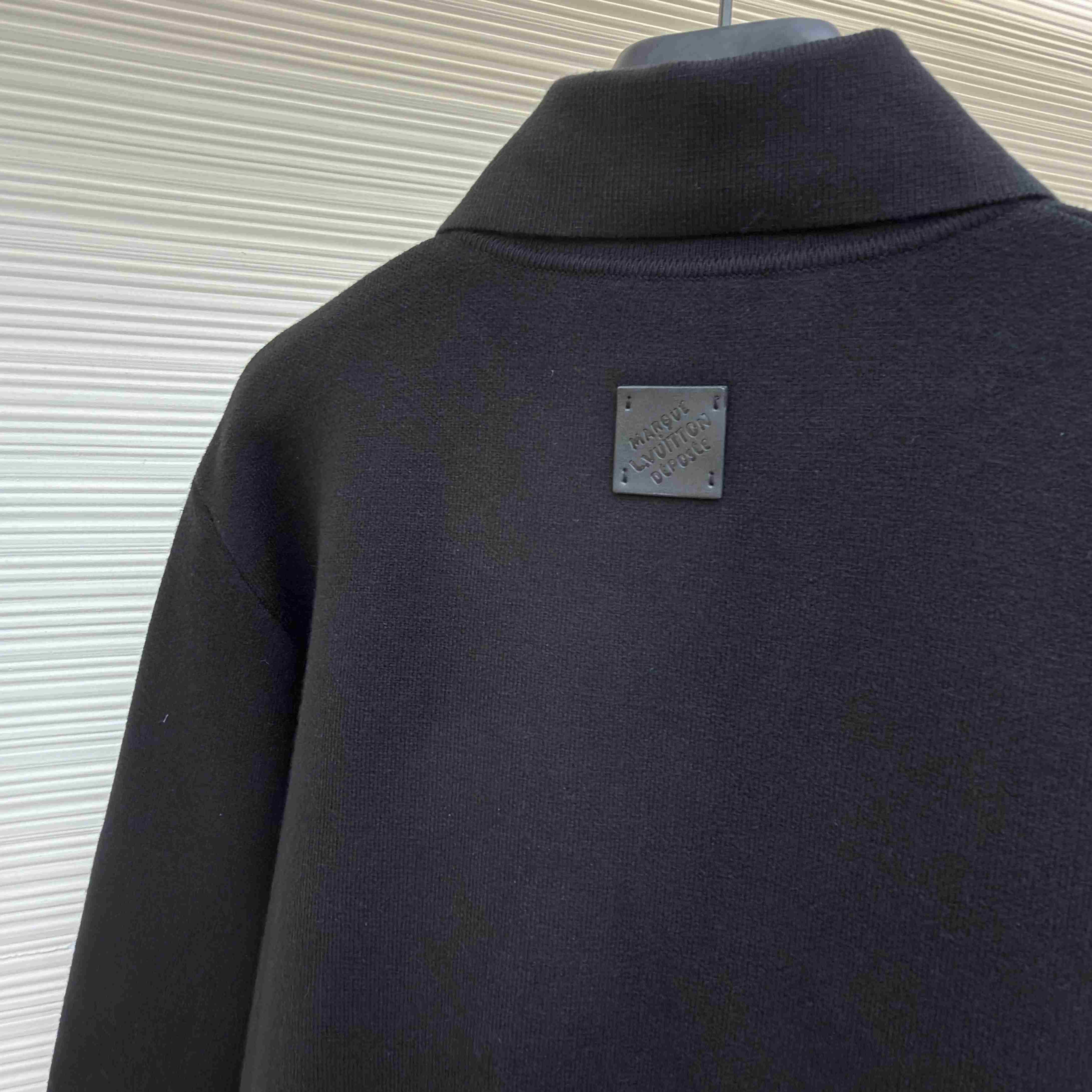 Louis Vuitton Knit Blouson With Leather Details 1AJIEX - DesignerGu