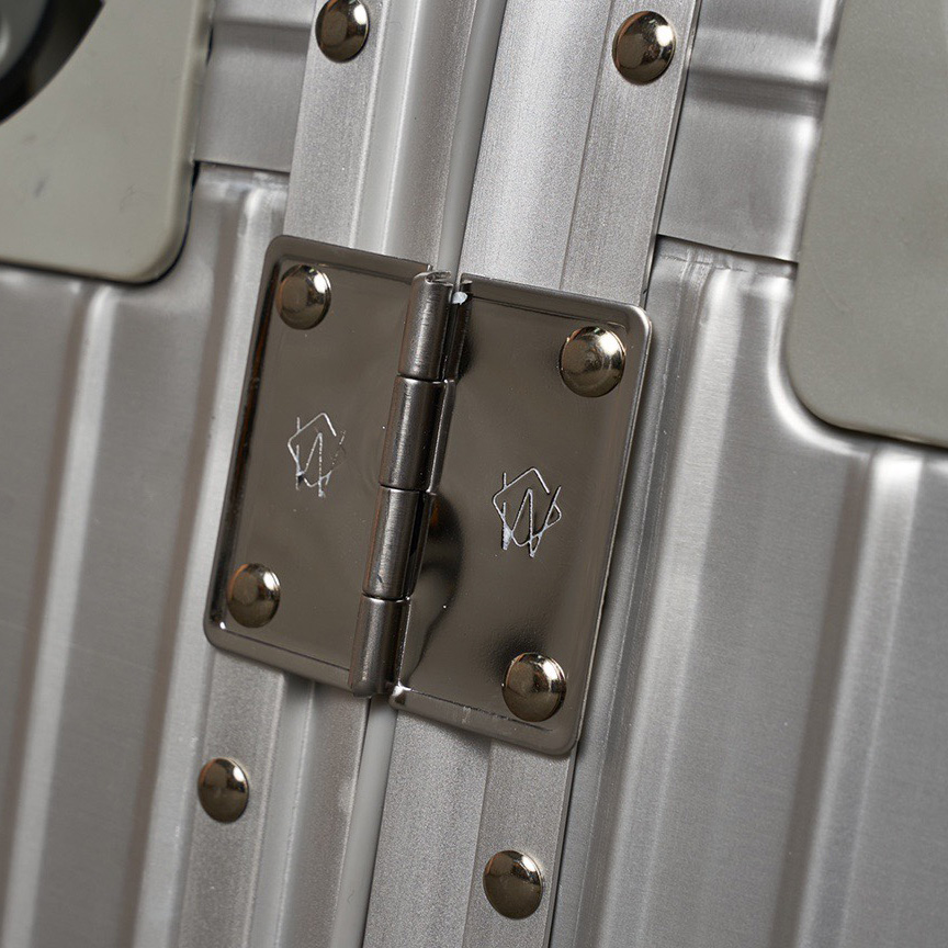 Rimowa Original Compact - DesignerGu
