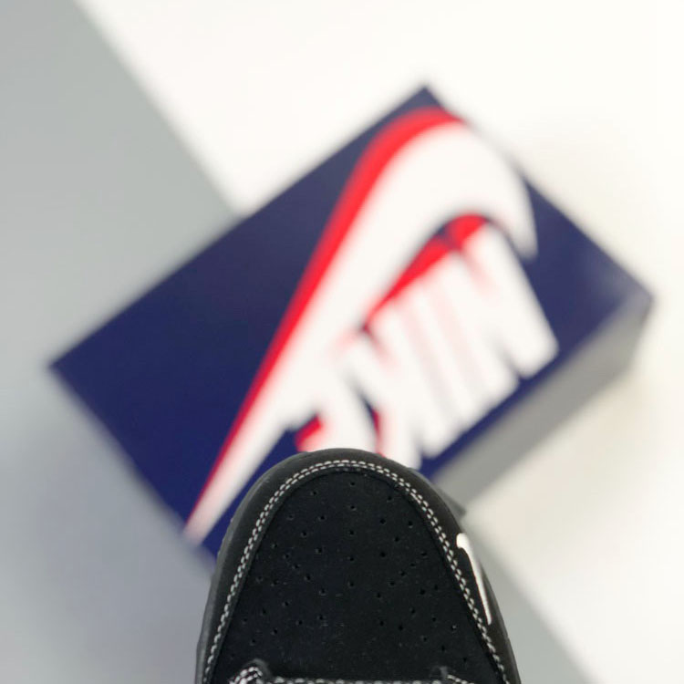 Nike Dunk × Fendi Sneaker KK1333-049 - DesignerGu