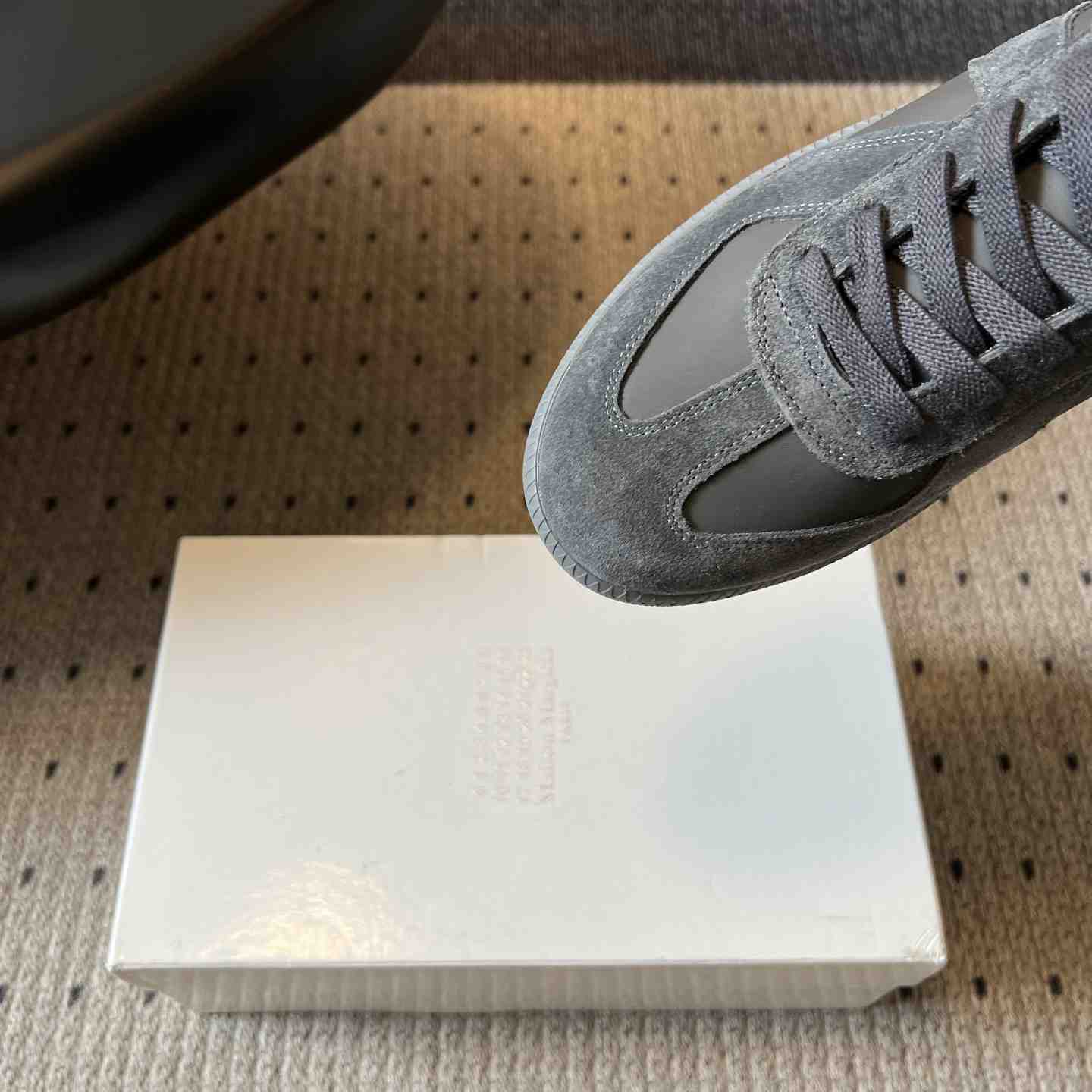 Maison Margiela Replica Sneakers - DesignerGu