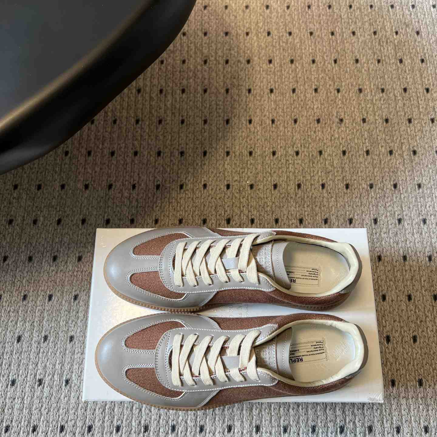 Maison Margiela Replica Sneakers - DesignerGu