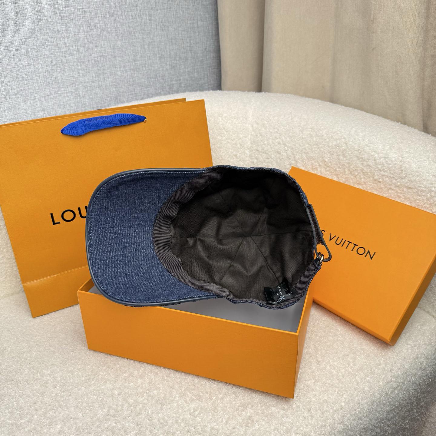 Louis Vuitton Monogram Essential Cap - DesignerGu