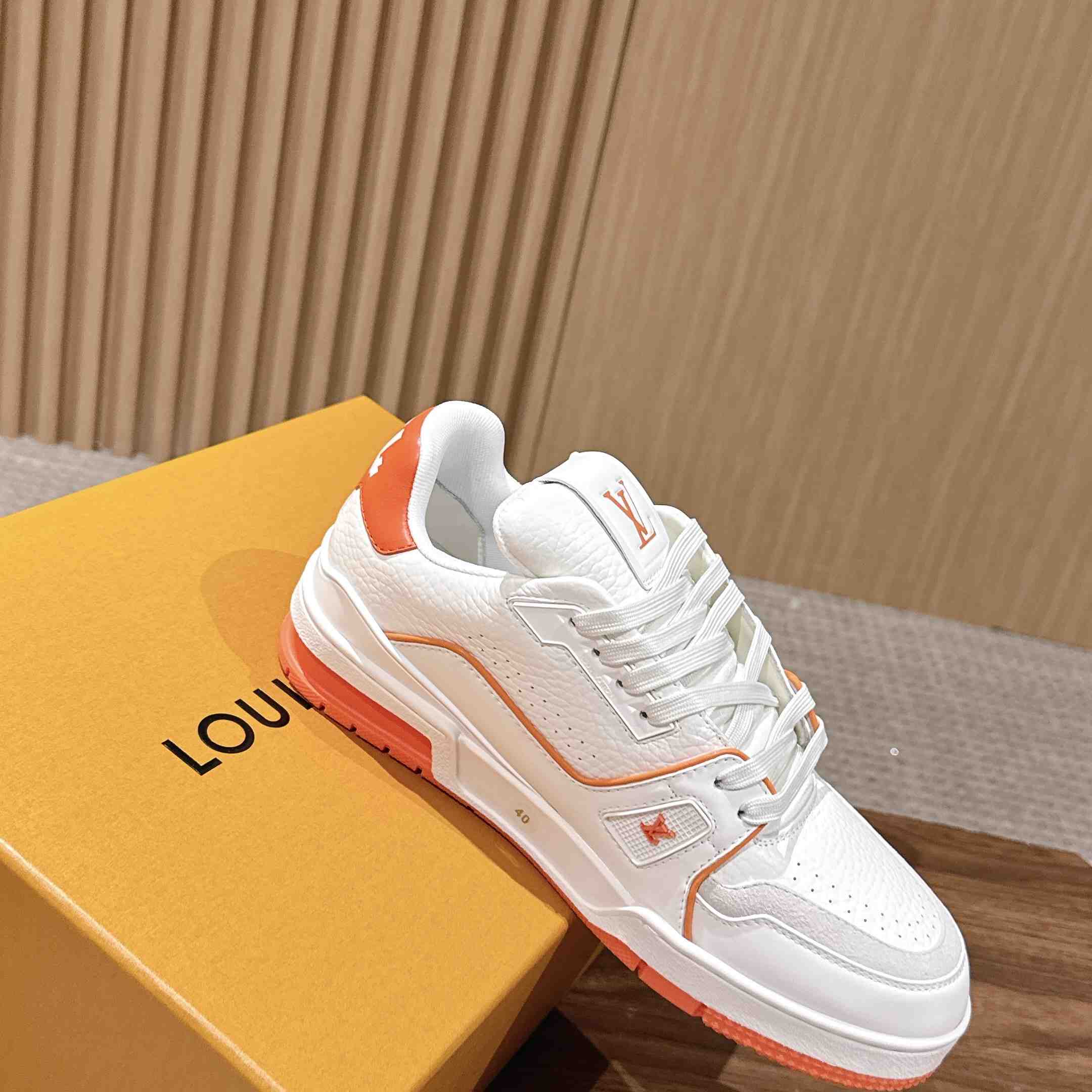 Louis Vuitton LV Trainer Sneaker  1AKRBK（upon uk size） - DesignerGu