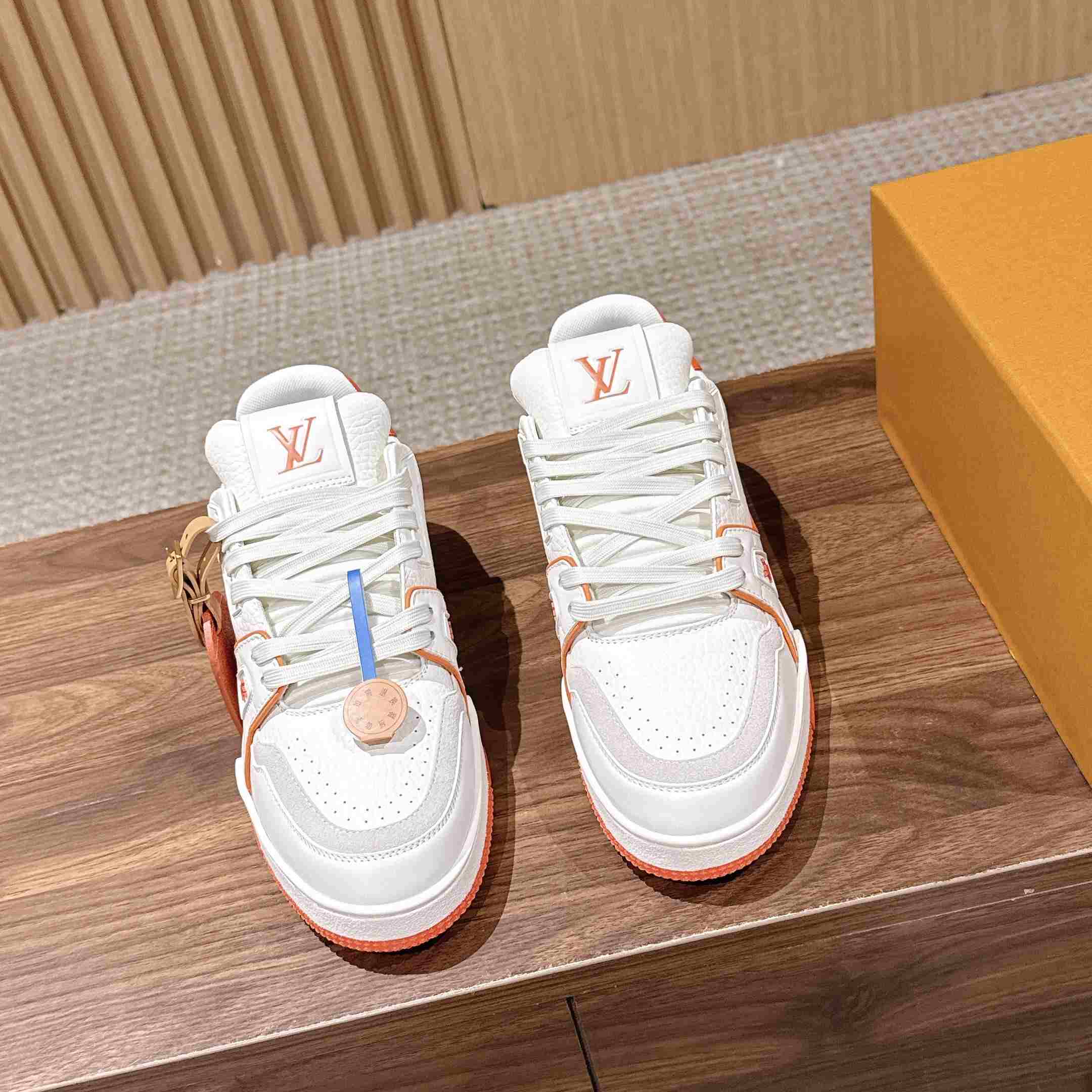 Louis Vuitton LV Trainer Sneaker  1AKRBK（upon uk size） - DesignerGu