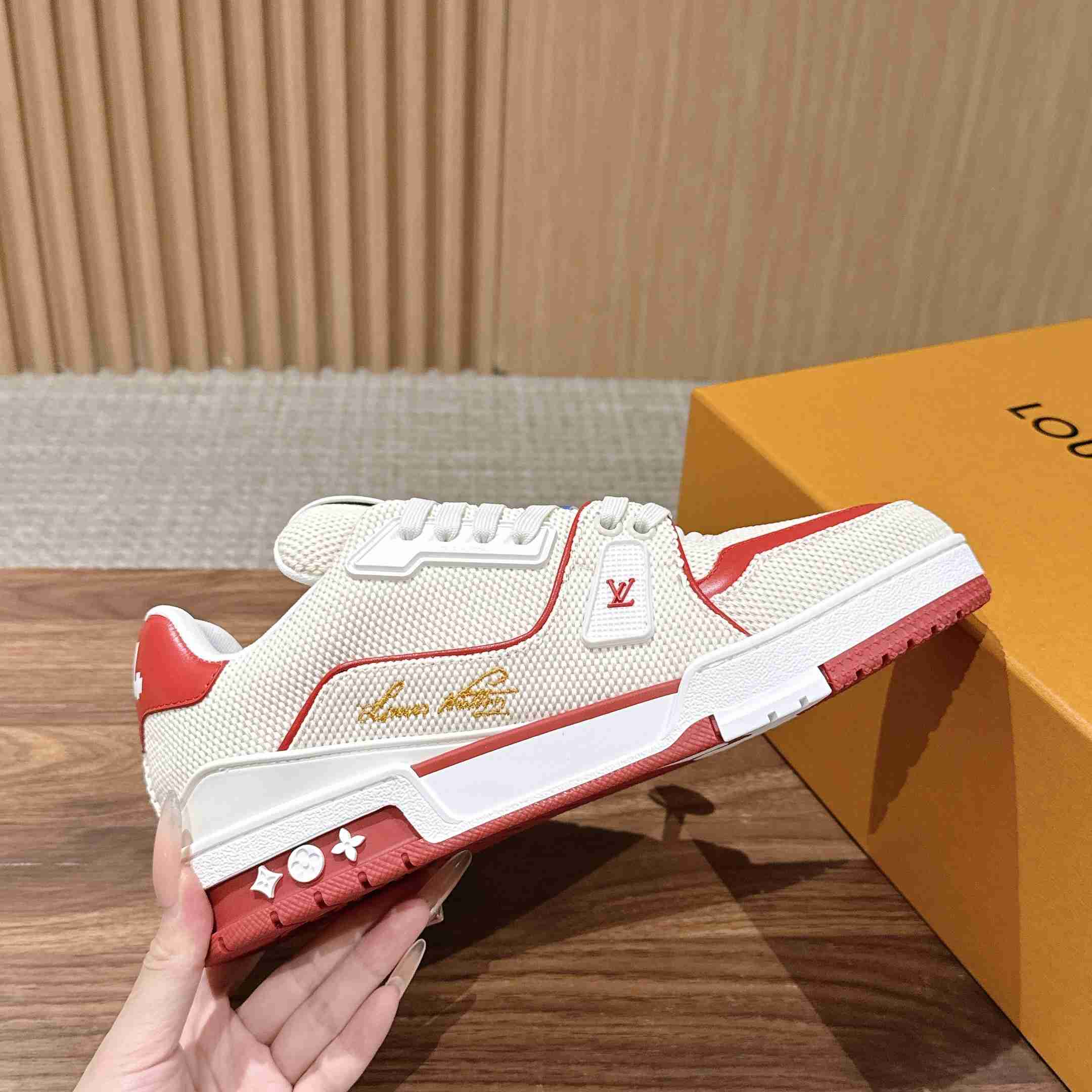 Louis Vuitton LV Trainer Sneaker  1AK88Y（upon uk size） - DesignerGu