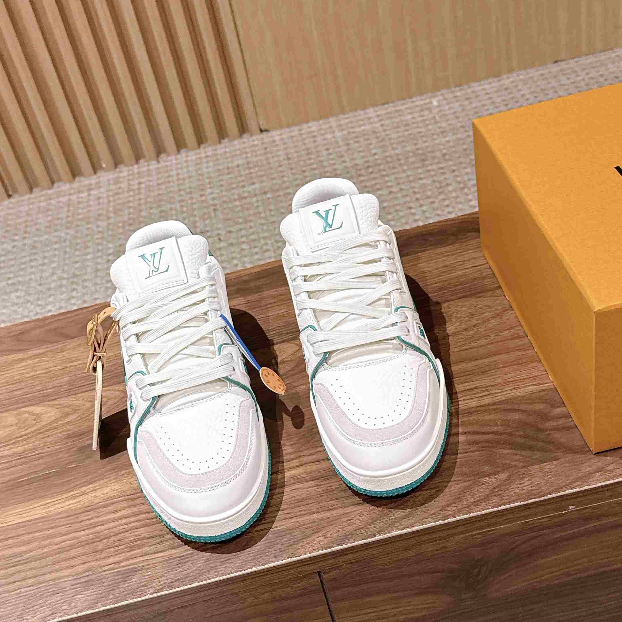 Louis Vuitton LV Trainer Sneaker  1AKRDM（upon uk size） - DesignerGu