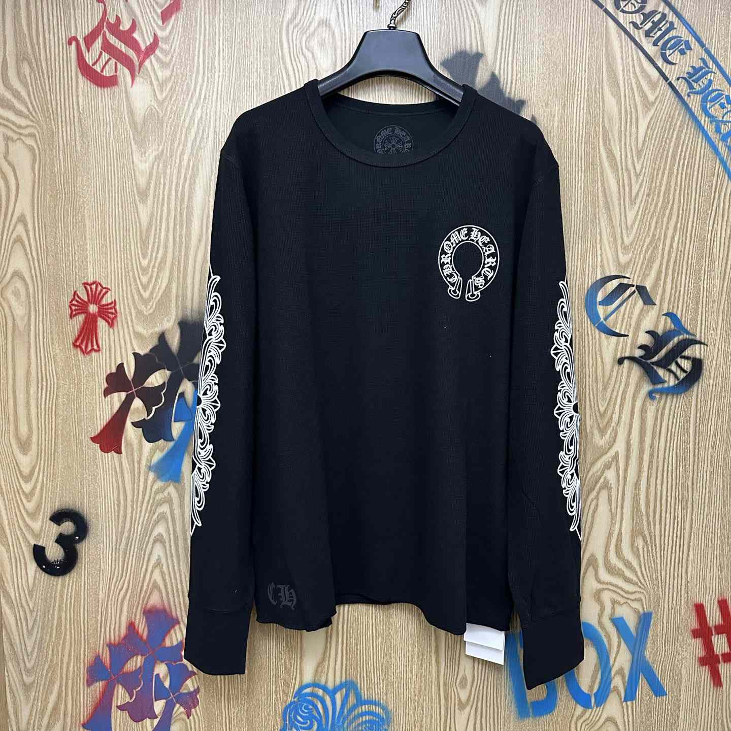 Chrome Hearts Horseshoe Logo Long Sleeve T-Shirt - DesignerGu