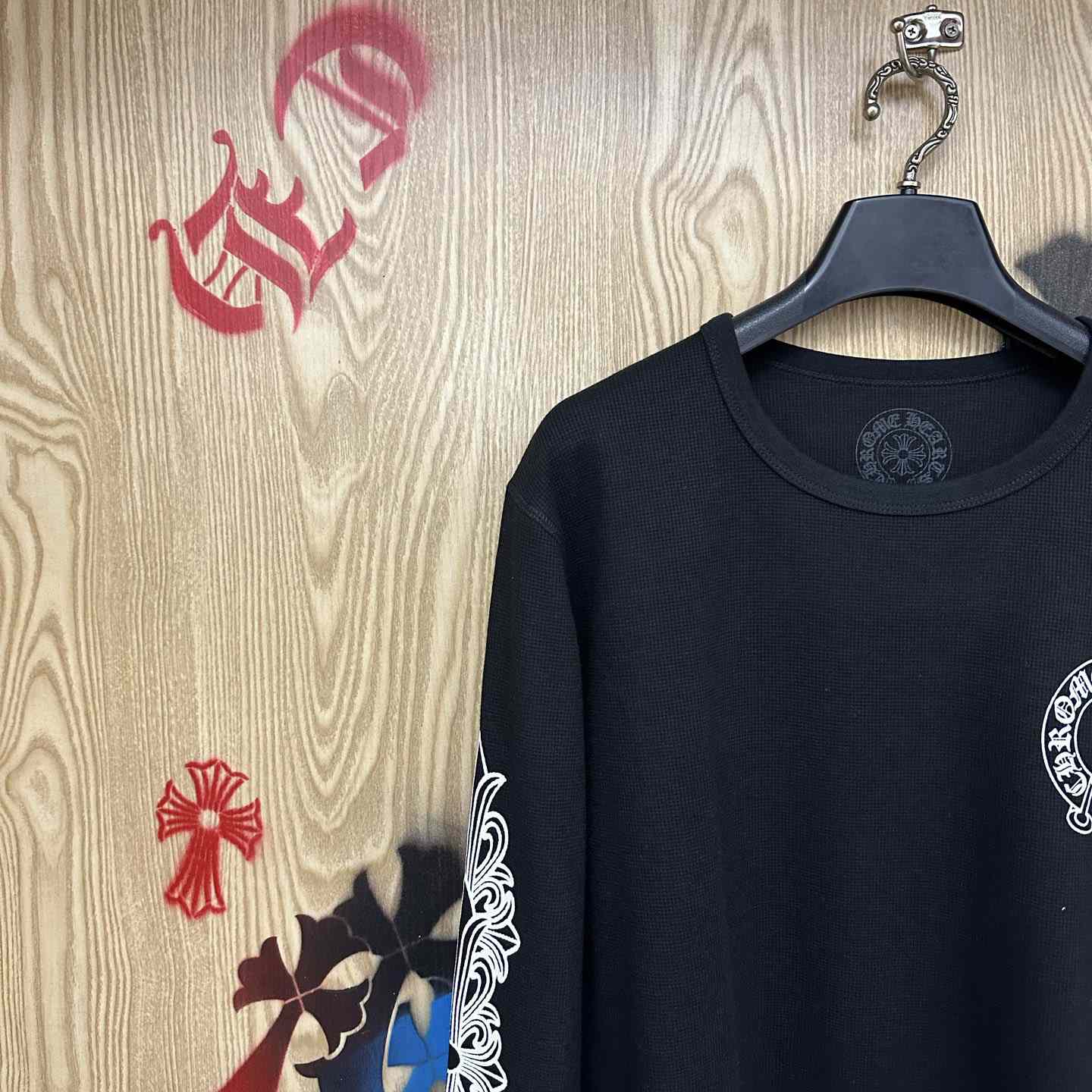 Chrome Hearts Horseshoe Logo Long Sleeve T-Shirt - DesignerGu