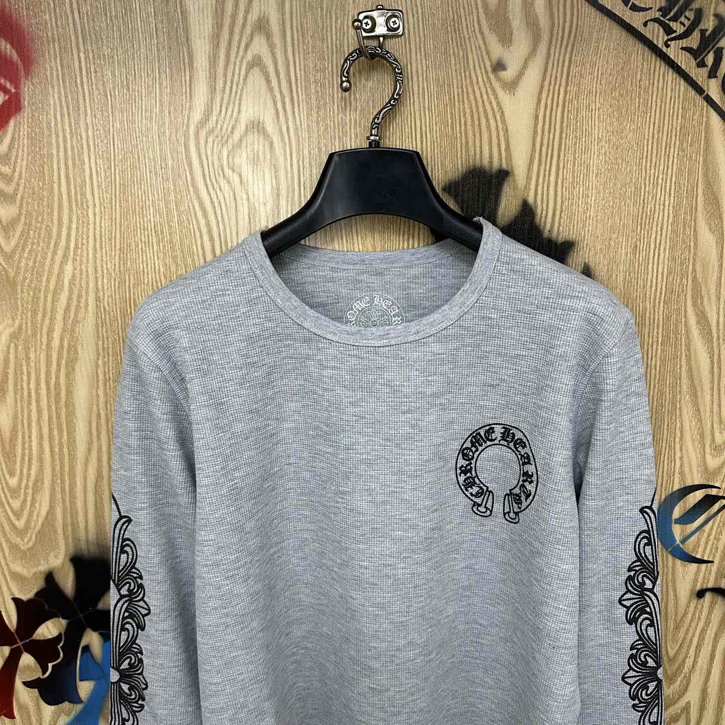 Chrome Hearts Horseshoe Logo Long Sleeve T-Shirt - DesignerGu