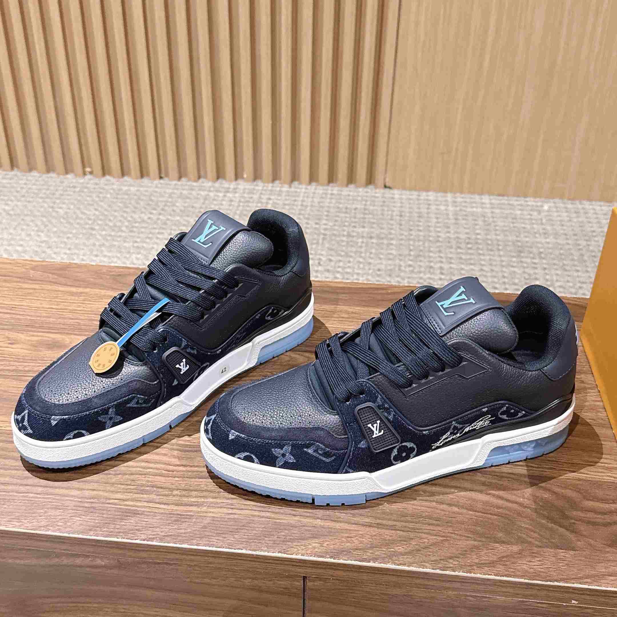 Louis Vuitton LV Trainer Sneaker  1AKDGZ（upon uk size） - DesignerGu